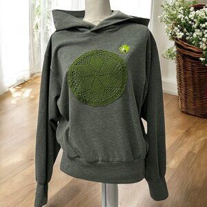 Evereve‎ Green Crochet Detail Pullover Hoodie Hooded Sweatshirt Size XS